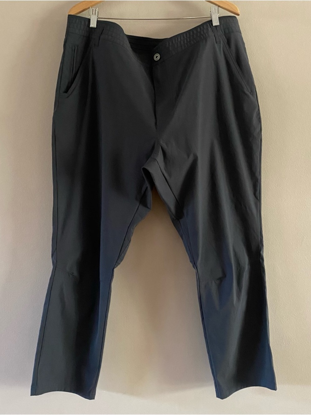 Kuhl Men’s Charcoal Gray Renegade Recon Performance Pants Size 40x30 (28.25”)